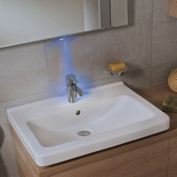 JIKA CLEAR Bezdotykový vypínač, osvetlenia v zrkadlách CLEAR, 150x100x100 mm, , H4942611730001